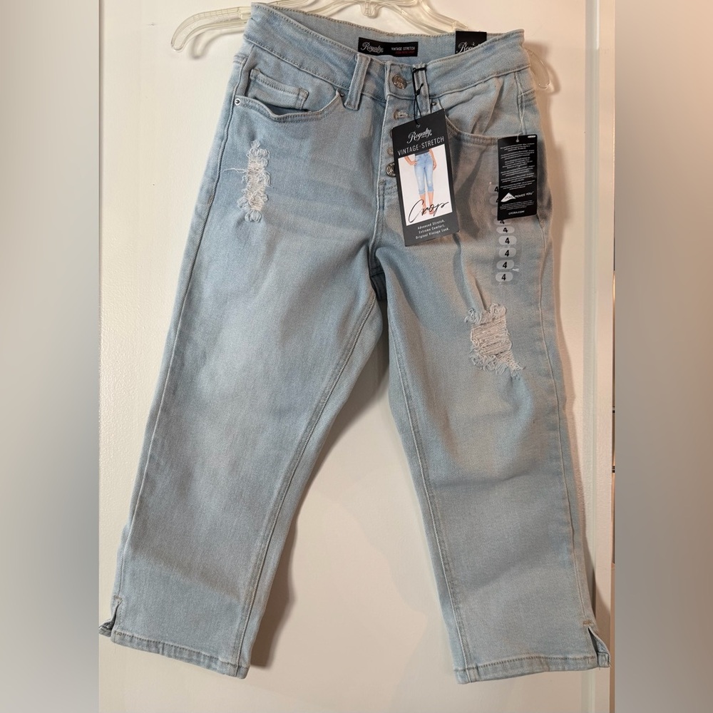Royalty For Me Light Blue Vintage Stretch Crop Jeans